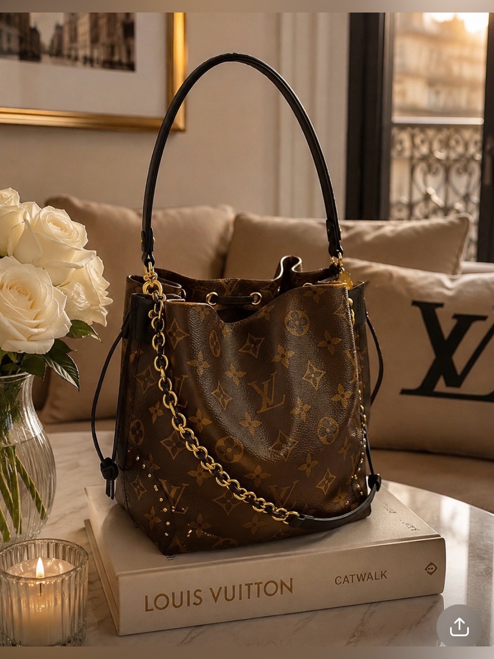 Women bucket Leather